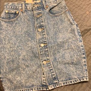 levi’s mom jeans skirt